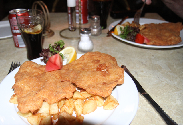 IMG_2289.jpg - Wiener Schnitzel at Dunacorso, an outdoor cafe in Budapest