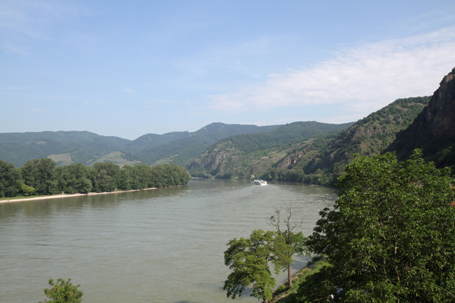 IMG_2933.jpg - The Danube at Durnstein