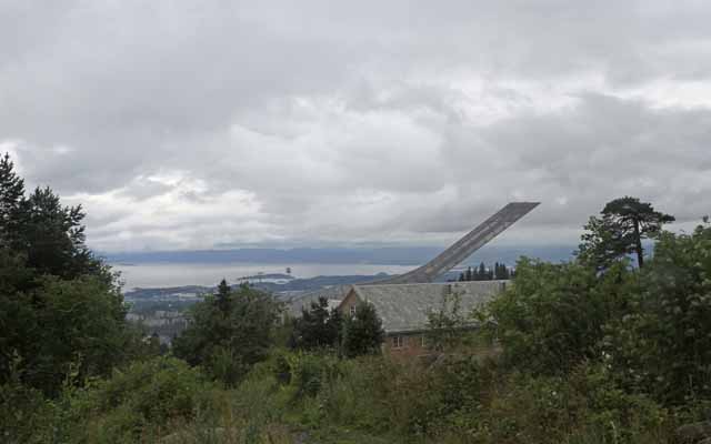 IMG_5488.jpg - Ski Jump