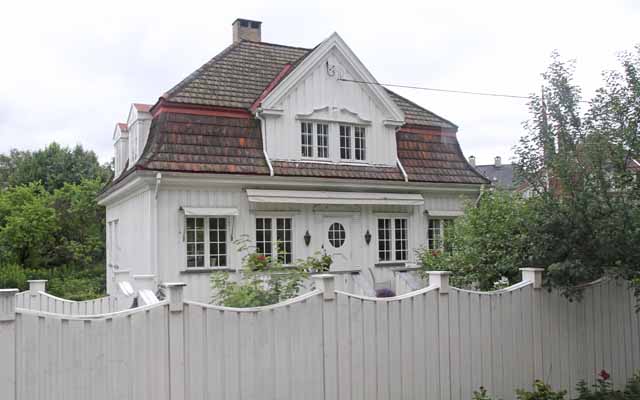 IMG_5647.jpg - Wooden House in Oslo, Norway