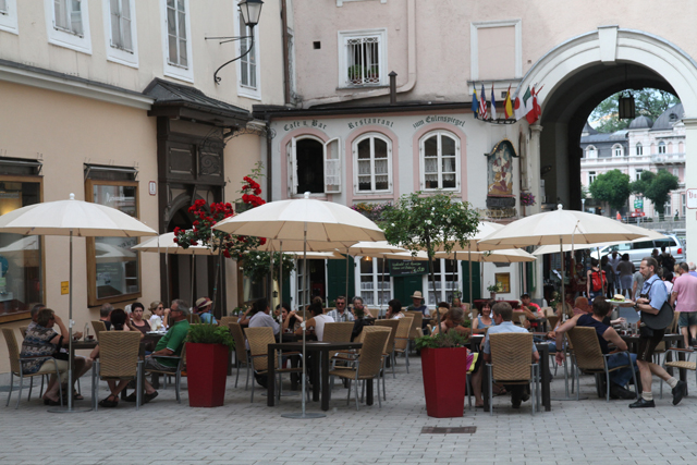 IMG_3385.jpg - We ate desserts here in Salzburg, Austria