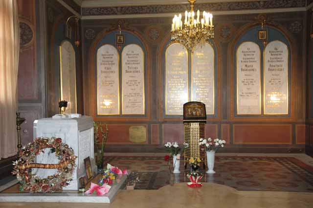 IMG_4728.jpg - Final Resting Place for Nicholas II and his family