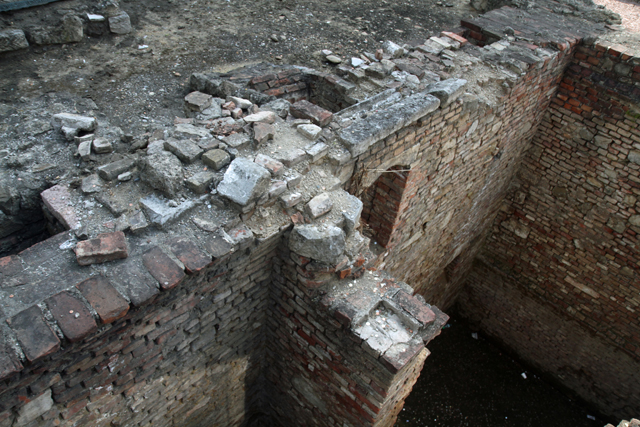 IMG_2784.jpg - Roman ruins     Vienna, Austria